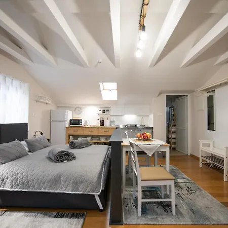 Апартаменты 